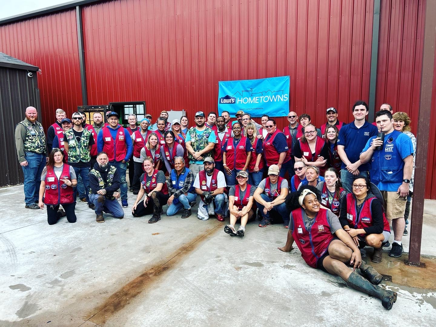 Lowe's Hometowns Team