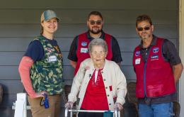 Lowe’s gifts 92-year-old gardener with yard refresh